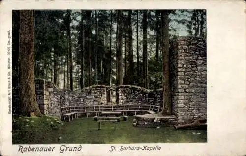 Ak Rabenau im Erzgebirge, Rabenauer Grund, Ruine einer Kapelle im Wald