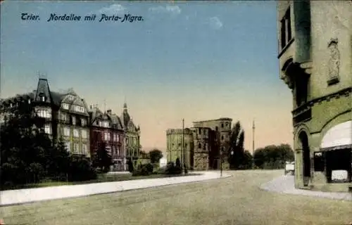Ak Trier an der Mosel, Nordallee mit Porta Nigra, Straßenbahn