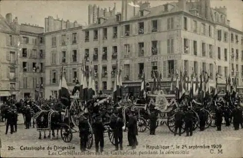 Ak Versailles Yvelines, Catastrophe du Dirigéable République, 25 Sept 1909, Funérailles