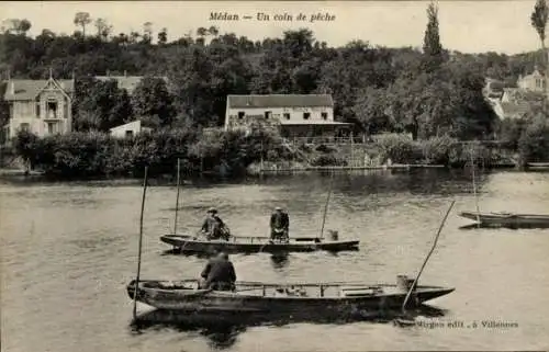 Ak Médan Yvelines, Angler in Booten