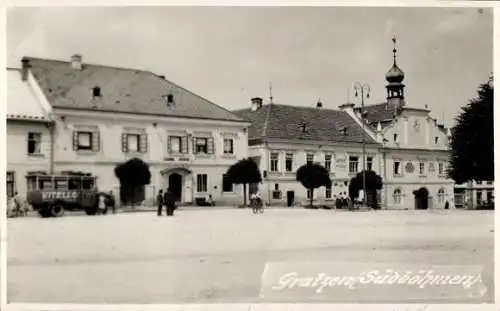 Ak Nové Hrady Gratzen Südböhmen, Historische Gebäude, Platz, VITELLO Werbung, Schwarz-Weiß-Foto