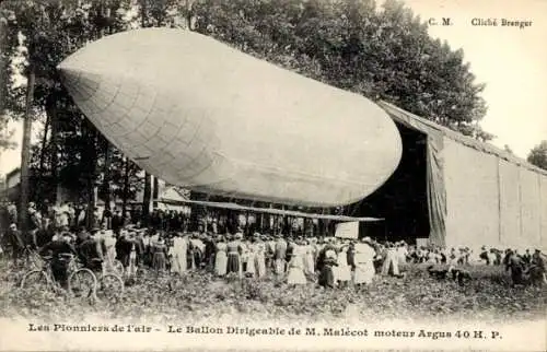 Ak Les Pionniers de l'air, Ballon Dirigeable de M. Malecot, moteur Argus 40 HP