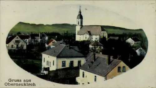 Ak Oberneukirch Neukirch in der Lausitz, Vorderansicht von  Kirche, Häuser, Landschaft