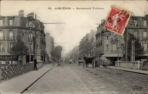 Ak Asnières sur Seine Hauts-de-Seine, Boulevard Voltaire, Straßenansicht, Häuser, Pferdekutsch...