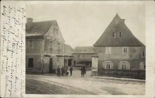 Foto Ak Großsteinberg Parthenstein in Sachsen, Teilansicht, Wohnhäuser, Anwohner
