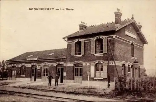 Ak Landricourt Marne?, Bahnhof