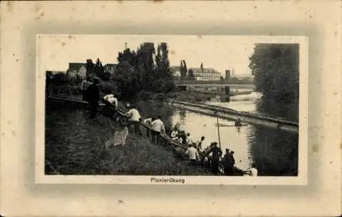 Präge Passepartout Ak Ulm an der Donau, Pionierübung