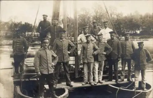 Foto Ak Ulm, Deutsche Soldaten in Uniform, Übung, Pionier Batl. 13