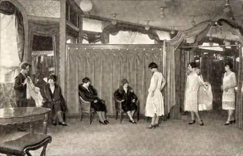 PC Paris, Presentation of Models in the Dress Department Au Printemps stores