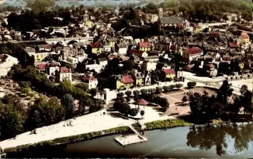 Ak Meulan en Yvelines,  Blick auf die Seine, Parkanlage, Kirche