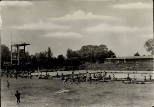 Ak Finsterwalde in der Niederlausitz, Schwimmstadion