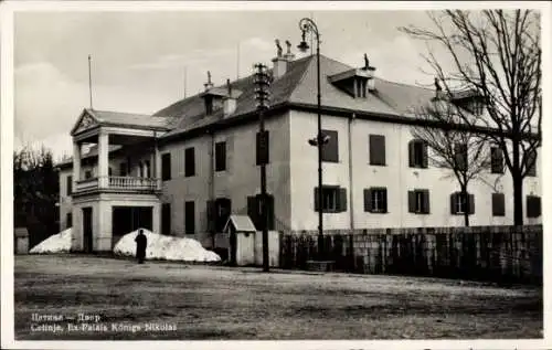 Ak Цетиње Cetinje Montenegro,  Ex-Palais Königs Nikolas, Schnee, Gebäude, Baum