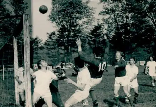 Foto Fußballspiel Wangenau Gahlenz, Spielszene