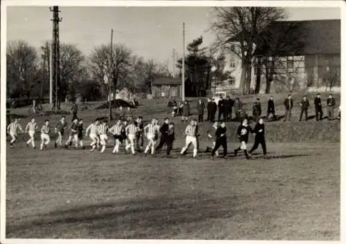 Foto Gahlenz Oederan Sachsen, Fußball, vor dem Punkt-Spiel gegen Erdmannsdorf