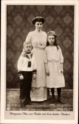 Ak Prinzessin Max von Baden mit Berthold und Marie Alexandra, Portrait