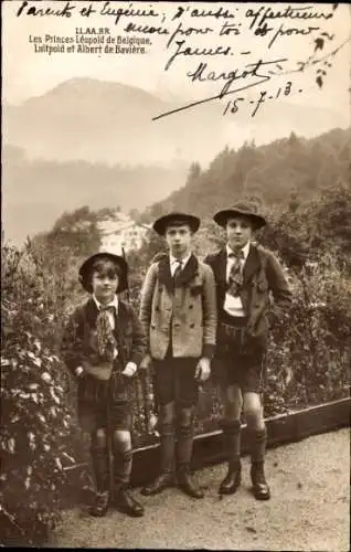 Ak Prinz Leopold von Belgien, Prinzen Luitpold und Albert von Bayern, Kinderportrait, Lederhosen