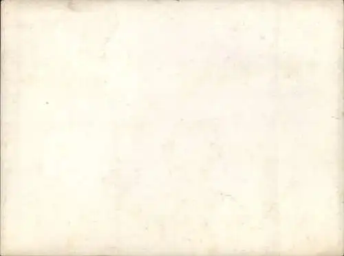 Foto Drei Arbeiter in einer Werkstatt