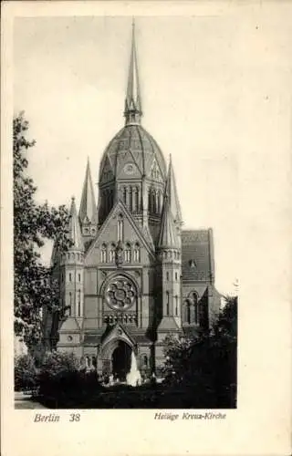 Ak Berlin Kreuzberg, Heilige Kreuzkirche, Berlin 38, Heilige Kreuz-Kirche