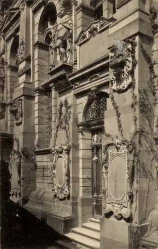 Ak Heidelberg am Neckar, Friedrichsbau, Eingang zur Schlosskapelle