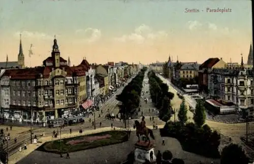 Ak Szczecin Stettin Pommern, Panorama vom Paradeplatz, historische Gebäude, Statue, belebte St...