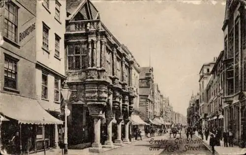 Ak Exeter Devon England, Guildhall, Bookstore, Straßenszene mit Menschen und Kutschen