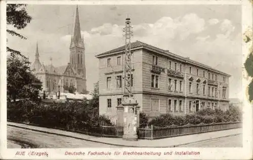 Ak Aue im Erzgebirge Sachsen, Deutsches Fachschule für Blechbearbeitung und Installation, Kirche