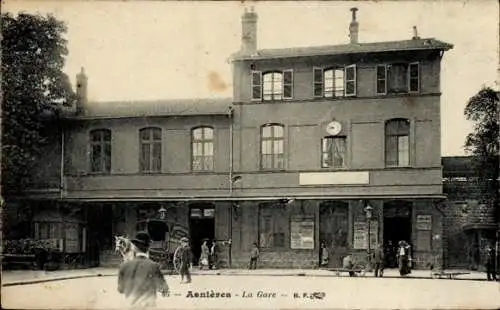 Ak Asnières sur Seine Hauts-de-Seine, Bahnhof  Gebäude, Personen, Pferde, Uhr, Straßenansicht