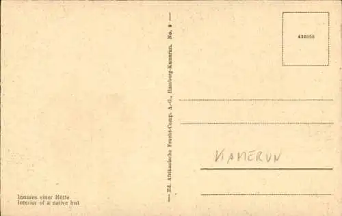 Ak Kamerun, Inneres einer Hütte, nackte Einheimische an der Kochstelle