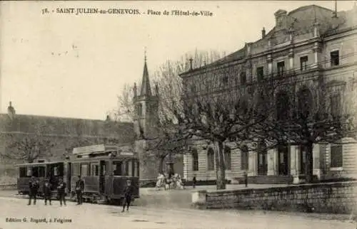 Ak Saint Julien en Genevois Haute Savoie, Place de l'Hôtel-de-Ville