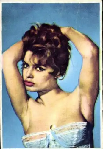 Sammelbild Schauspielerin Brigitte Bardot, Porträt