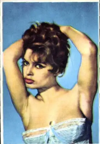 Sammelbild Schauspielerin Brigitte Bardot, Porträt