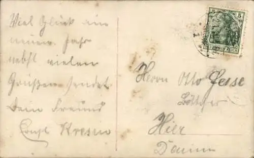 Ak Glückwunsch Neujahr, Mädchen, Korb, Brief, Schirm