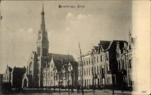 Ak Bavel Breda Nordbrabant Niederlande, Baronielaan in Breda, ein Haus, eine Kirche und einige...