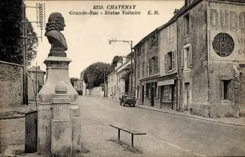 Ak Chatenay Hauts-de-Seine, Grande Rue, Statue Voltaire