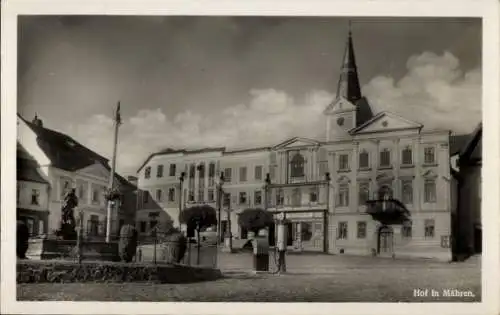 Ak Dvorce u Bruntálu Hof in Mähren Mährisch-Schlesien, Platz, Denkmal