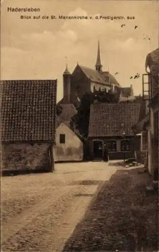 Ak Haderslev Hadersleben Dänemark, Blick auf die St. Marienkirche, Altstadt, Häuser, gepflaste...