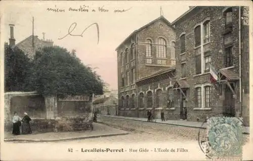 CPA Levallois-Perret-Hauts-de-Seine, Rue Gide, Ecole de Filles