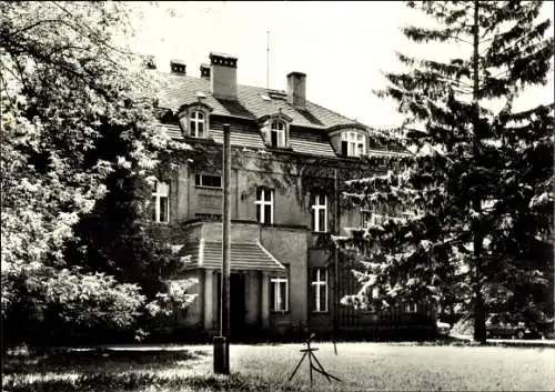 Ak Borkheide, Zentralschule der Demokratischen Bauernpartei Deutschlands, Sprinkler