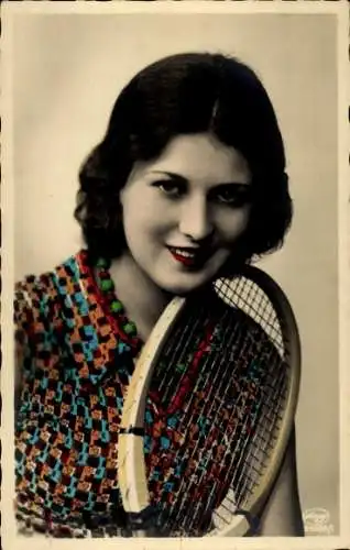 Ak Frau mit Tennisschläger, Porträt