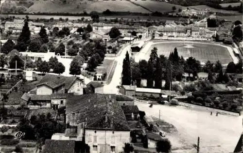 Ak La Rochefoucauld Charente, Panorama