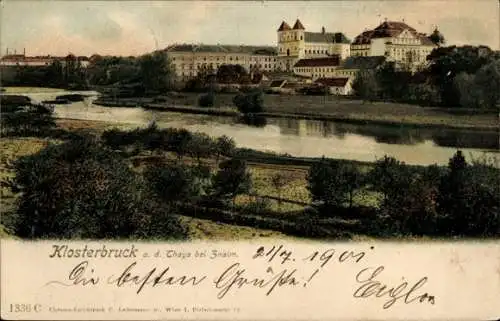 Ak Klosterbruck bei Znojmo Znaim an der Thaya Südmähren, Blick über den Fluss zum Kloster