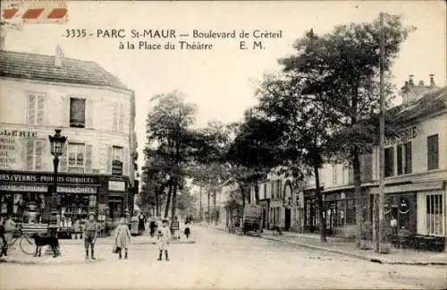 CPA Le Parc de Saint Maur Val de Marne, Boulevard de Créteil à la Place du Théâtre