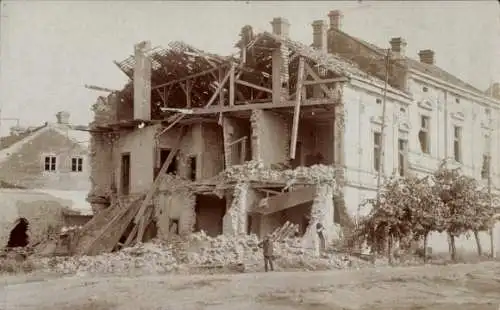 Foto Ak Beograd Belgrad Serbien, Zerstörtes Gebäude, Trümmer, I WK