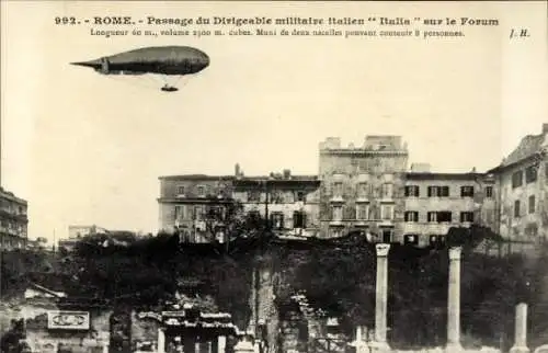 Ak Roma Rom Lazio, Zeppelin über Forum Romanum, Italienischer Militärluftschiff "Italia"