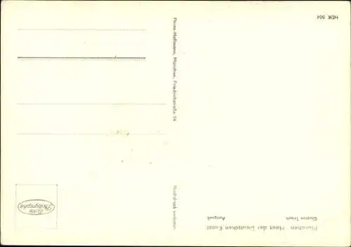 Ak München, Ein Junge steht vor einem Bauernhaus.