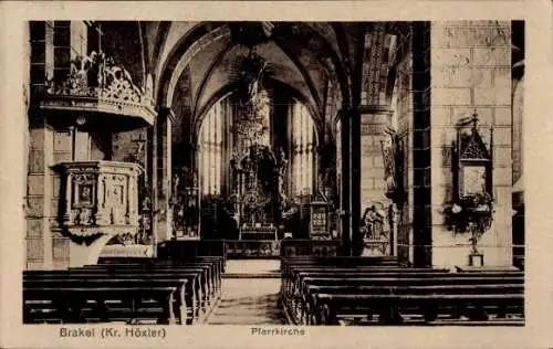 Ak Brakel in Westfalen, Innenraum einer Kirche mit Blick zum Altar