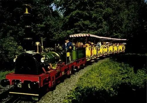 Foto Ak Tiergarten Nürnberg, Kleinbahn Nachbildung der Ersten Deutschen Eisenbahn ADLER