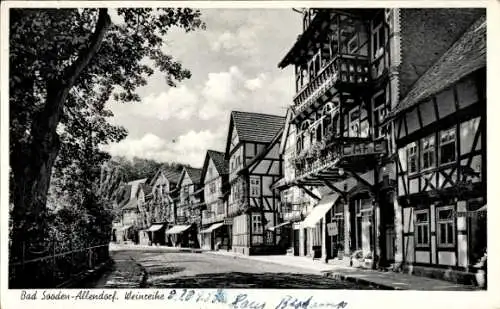 Ak Bad Sooden Allendorf an der Werra Hessen, Weinreihe, Straßenpartie mit Fachwerkhäusern, Café