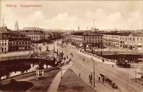 Ak Göteborg Schweden, Kungsportsplatsen, Straßenbahnen, Pferdewagen, Passanten