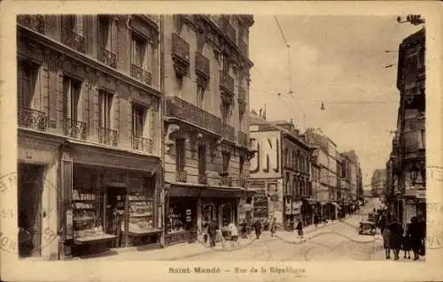 CPA Saint-Mandé Val de Marne, Rue de la République